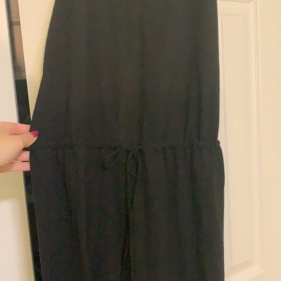 Black jumpsuit with tie and open back! - Picture 2 of 4
